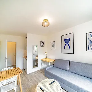 Le Petit Dauphine-studio Renove-sans Soucis Lyon