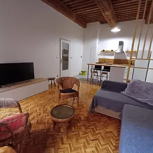  Apartment Old Town - Vieux -50 M2 Flat